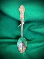 Серебряная десертная ложка