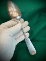 Редкая столовая ложка с великолепным русским орнаментом